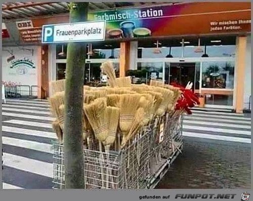 Frauen-Parkplatz Frauen-Parkplatz