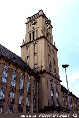 rathausturm-rathaus-schoeneberg rathausturm-rathaus-schoeneberg