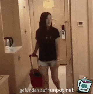 Schnell mal aufs Bett schmeißen Schnell mal aufs Bett schmeißen