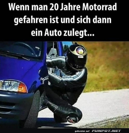 Motorradfahrer stellt auf Auto um Motorradfahrer stellt auf Auto um