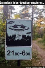 Nachts-landen-Ufos.jpg auf www.funpot.net