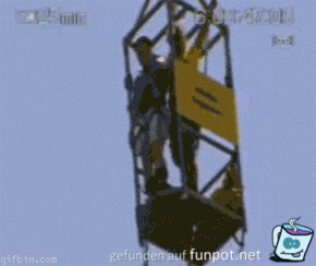 Bungeesprung über See mit Krokodilen Bungeesprung über See mit Krokodilen