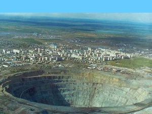 klicke hier, um die Datei herunterzuladen Diamantengraben