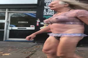 M�tter am sch�nsten auf Stufen