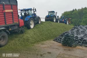 Traktor gekippt