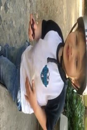 der Kleine hat den Coronavirus gefunden