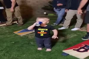 Nach 2 Bierchen bin ich auch gesellig