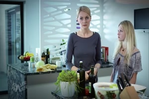 Ich will ein Piercing - Knallerfrauen mit Martina Hill