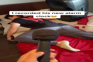 I-recorded-his-new-alarm-clock