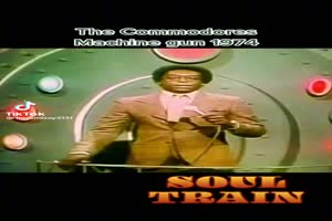 COMMODORES - Machine Gun