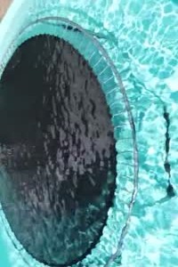 Wassertrampolin