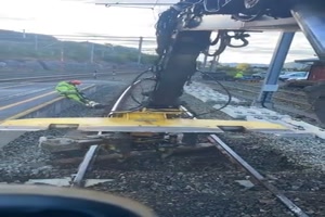 Coole Maschine zur Schienenerneuerung