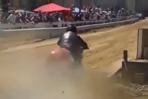 Da kommt was hinten raus