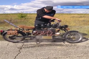 Dampf-Motorrad