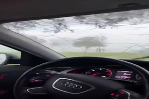 Es hagelt Golfb�lle