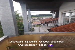 Den Zeh gestoen