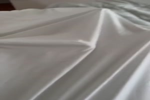 Wer ist denn da unter der Decke?