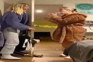 Leute erschrecken