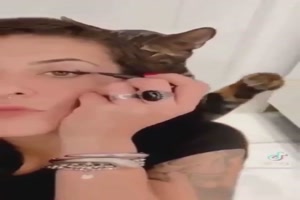 Lass die Schminkerei sein