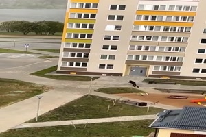 Es strmt wohl etwas