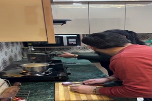 Der Mann pustet ohne Gef�hl