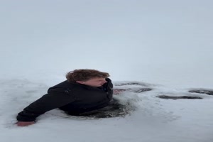 Sieht zugefroren aus